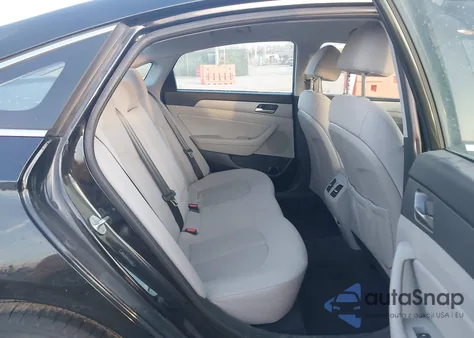 2019 Hyundai Sonata Sel z USA, uszkodzony, nr VIN 5NPE34AF6KH730430